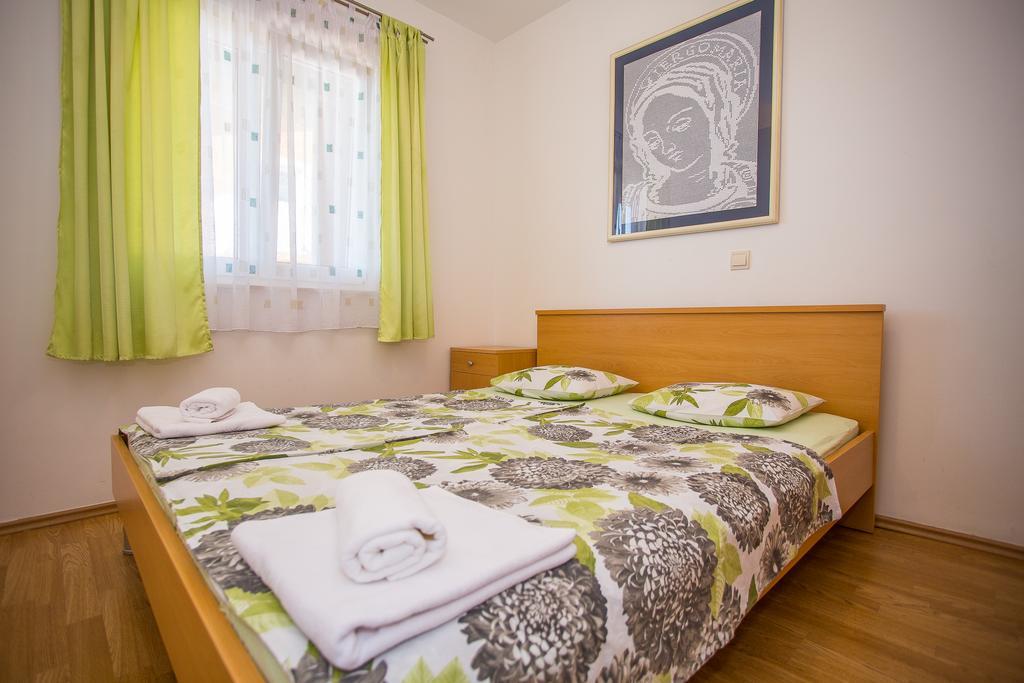 Apartments Mira Kaštela Zewnętrze zdjęcie