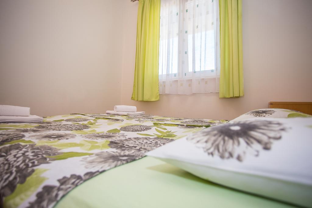 Apartments Mira Kaštela Zewnętrze zdjęcie